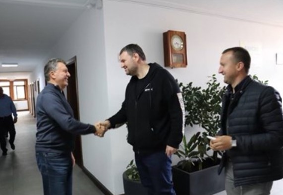 Задкулисието ръководено от олигарха Иво Прокопиев е основната пречка Банско